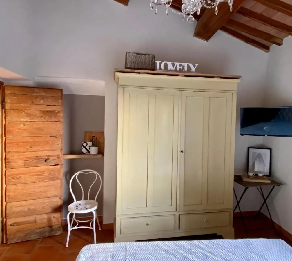 Bed & Breakfast Bed And Breakfast La Bouganville Rosignano Marittimo Italy